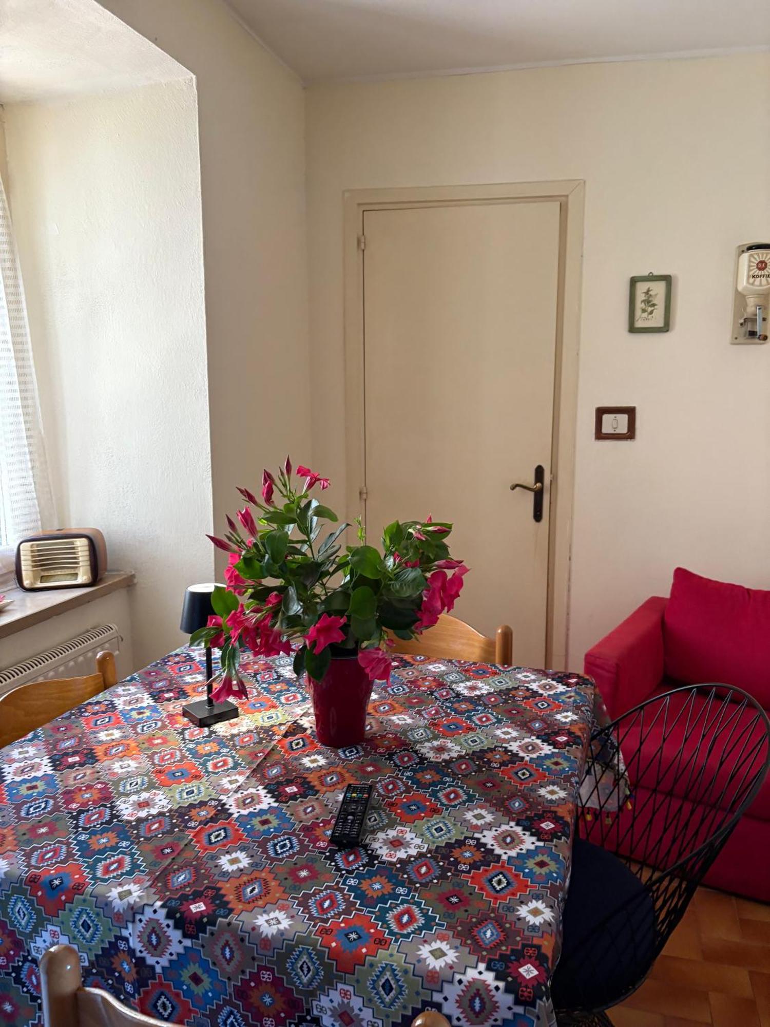 Villa Casa Nonna Velia Portaria Esterno foto